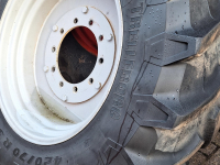 Wielen, Banden, Velgen & Afstandsringen Trelleborg TRELLEBORG 420/70X30 TRELLEBORG WIELEN