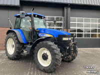 Tractor / Trekker New Holland TM120 TM 120