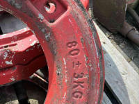 Overige traktoren en toebehoren  wielgewicht 80kg