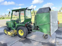 Compact tractor John Deere 855 Diesel met maaidek en cabine