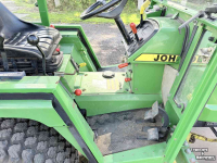 Compact tractor John Deere 855 Diesel met maaidek en cabine