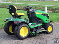Zitmaaier John Deere X167
