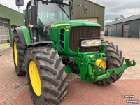 Tractor / Trekker John Deere 6830