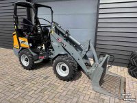 Shovel / Wiellader / Kniklader Giant G2200 HD