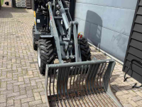 Shovel / Wiellader / Kniklader Giant G2200 HD