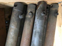 Diverse nieuwe onderdelen  Hydrauliek cilinders  plunjercilinders