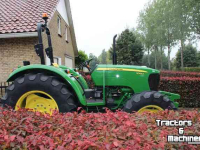 Tractor / Trekker John Deere 5065E 4WD