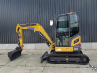 Graafmachine XCMG XE27E Midikraan