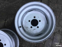 Wielen, Banden, Velgen & Afstandsringen  9.00x15,3 09-10