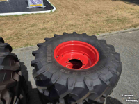 Wielen, Banden, Velgen & Afstandsringen Trelleborg 650/65/R42, 600/65R28, Fendt 700, 800