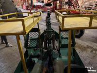 Bomenplantmachine  RZS-2 boomplantmachine