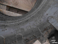 Wielen, Banden, Velgen & Afstandsringen Pirelli 600-16 as