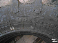 Wielen, Banden, Velgen & Afstandsringen Pirelli 600-16 as