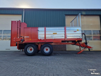 Mestverspreider / Stalmeststrooier AGM Meststrooier 8 ton