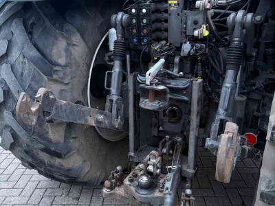 Tractor / Trekker Valtra T214
