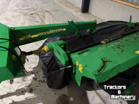 Maaier John Deere 328