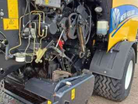 Persen / Balenpers / Pakkenpers New Holland BB890 balenpers