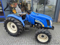 Compact tractor New Holland Boomer 2030