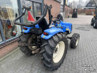Compact tractor New Holland Boomer 2030