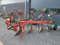 Ploegen Kverneland VD 85 4 schaar ploeg met Packomat vorenpakker