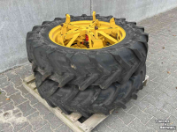 Overige wielen, banden, velgen en toebehoren Molcon Dubbellucht Molcon 5-ster 12.4R28 naast 15.5x25