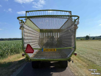 Opraapwagen Claas Sprint 335P