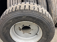 Wielen, Banden, Velgen & Afstandsringen  Onbekend 305/70R19.5  WIEL 6-161-205