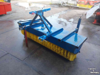 Veegmachine Ceres Hydraulische veegbostel met mechanische schuinverstelling