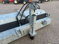 Veegmachine M-Sweep TV600-250 trekkerveger veegmachine