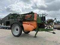 Getrokken Veldspuit Amazone UX 5200