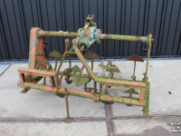 Spitmachine Agrator Roterende spitmachine 140 cm spitter Agrator?