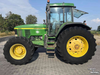 Tractor / Trekker John Deere 7710