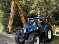 Tractor / Trekker New Holland Tsa 135 met herder mbk512ls