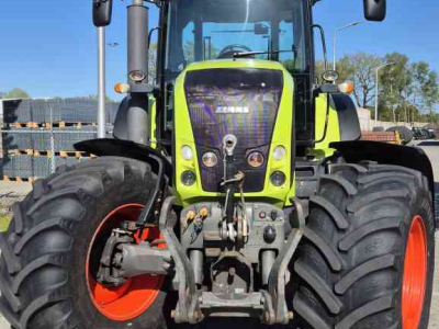 Tractor / Trekker Claas AXION 810 C-Matic Cebis, 50Km/h. Lucht, Fronthef / PTO.