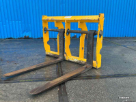 Palletvorken JCB Palletvorken met compact tool carrier
