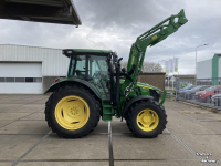 Tractor / Trekker John Deere 5115R