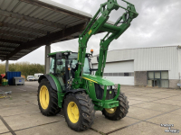 Tractor / Trekker John Deere 5115R