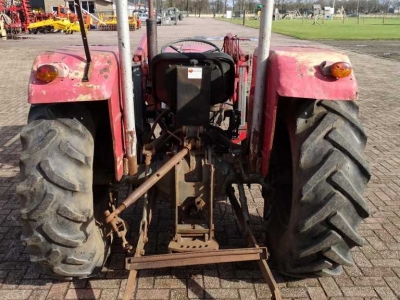 Tractor / Trekker Massey Ferguson 135