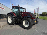 Tractor / Trekker Valtra T174 Direct (vario)