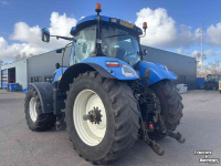 Tractor / Trekker New Holland T7060