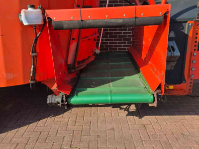 Voermengwagen Kuhn Profile Crossmix 18.2 CS