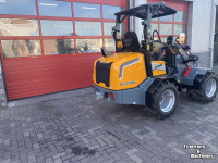 Shovel / Wiellader / Kniklader Giant Giant G2700 HD+