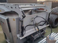Voeruitkuilbak Sieplo M B 2500 mengdoseerbak verticaal Manitou aansluiting