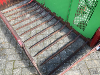 Voeruitkuilbak Strautmann kuilvoersnijder