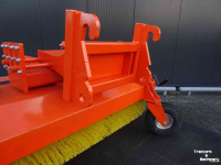 Veegmachine Hofstede Veegmachine model SMART shovel model parallelogram pendel verwisselbaar koppel bord