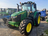 Tractor / Trekker John Deere 6100M