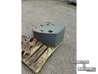 Frontgewichten New Holland New Holland G/70 Serie 8 x 110 KG Frontgewichten 