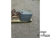 Frontgewichten New Holland New Holland G/70 Serie 8 x 110 KG Frontgewichten 