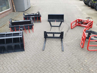 Overige aanbouwdelen en toebehoren  Grondbak, Mestgreep, Pelikaanbak, Ronde, Vierkante balenklem, balenprikker