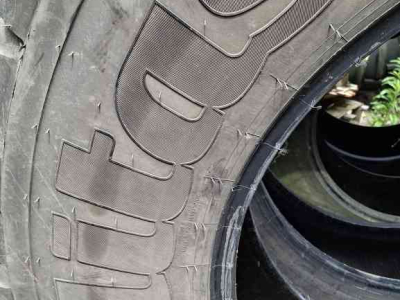 Wielen, Banden, Velgen & Afstandsringen Mitas 480/80R38 IND